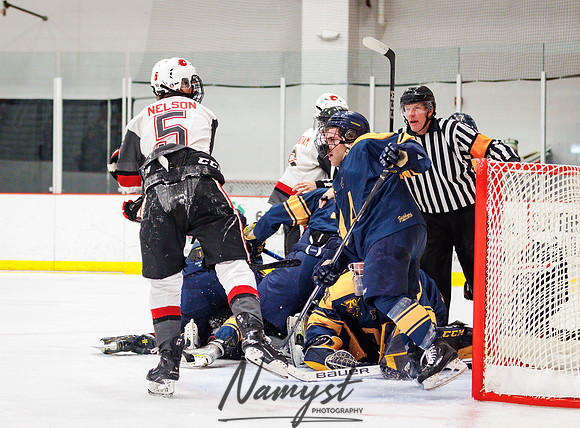 Centennial vs Mahtomedi Varsity Hockey 385