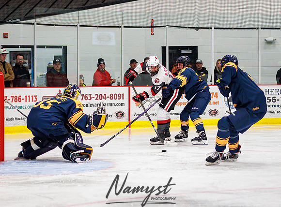Centennial vs Mahtomedi Varsity Hockey 405