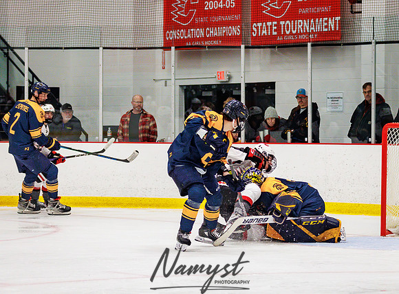 Centennial vs Mahtomedi Varsity Hockey 414