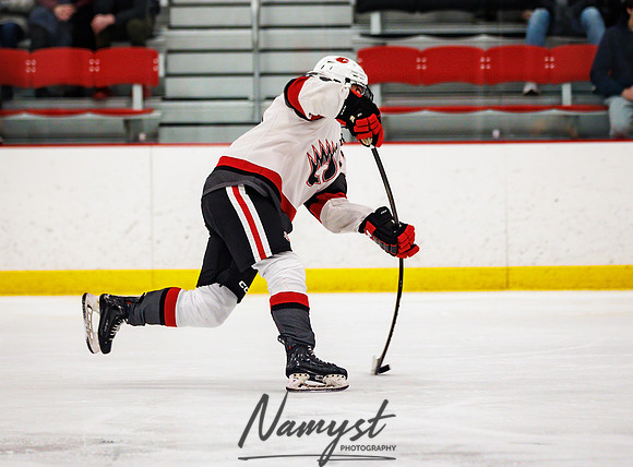 Centennial vs Mahtomedi Varsity Hockey 421