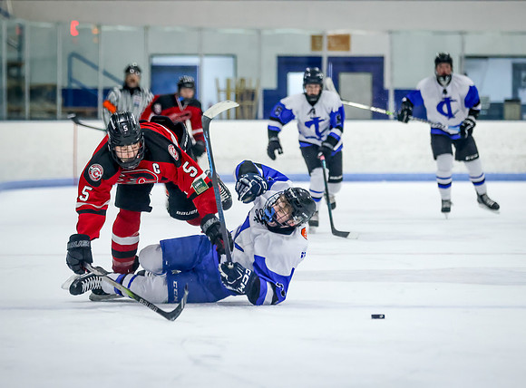 Centennial vs Cambridge Isanti Hockey 260