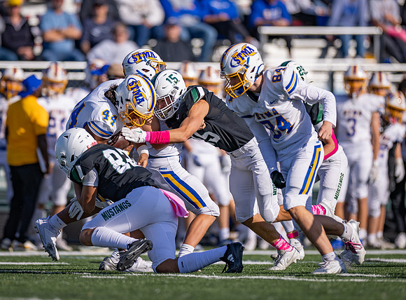 Mounds View vs STMA Varsity Football 321