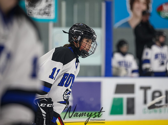 Centennial vs Roger Girls Varsity Hockey 70
