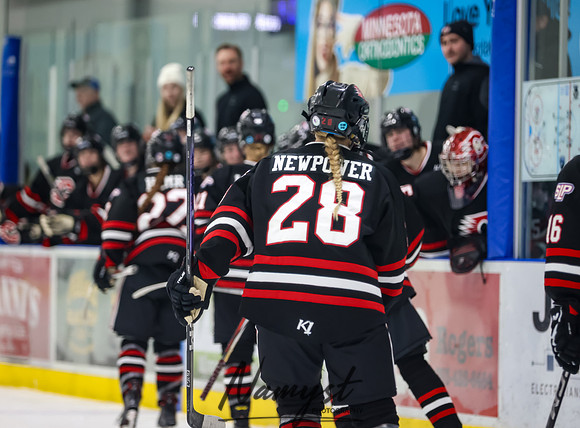 Centennial vs Roger Girls Varsity Hockey 208