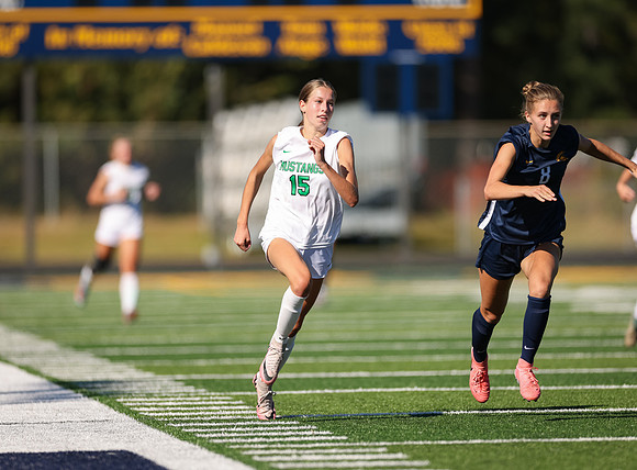 Mounds View vs Mahtomedi Girls Varisty Soccer 140