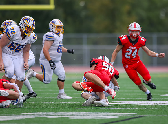 Centennial vs STMA JV Football 255