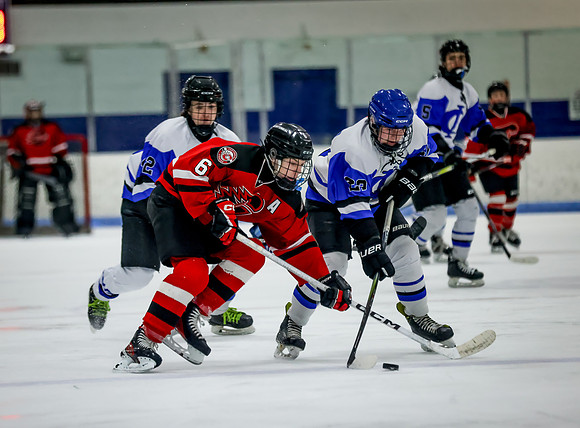Centennial vs Cambridge Isanti Hockey 47