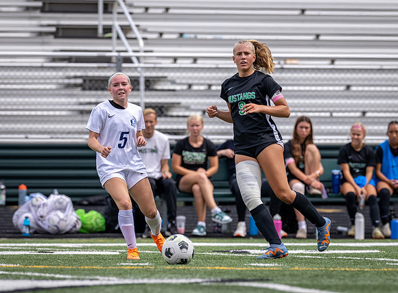 Mounds View vs Blaine Varsity Soccer 101