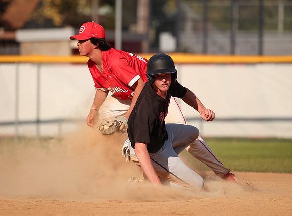 924 Centennial vs Eden Prairie 9th Grade Baseball Baseball