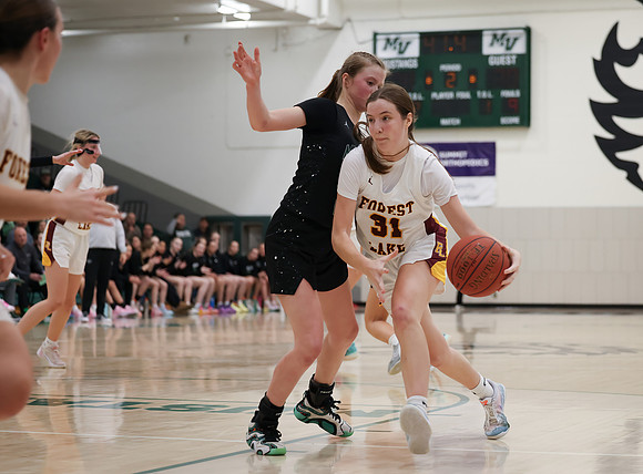 Mounds View vs Forest Lake Varsity Basketball 255