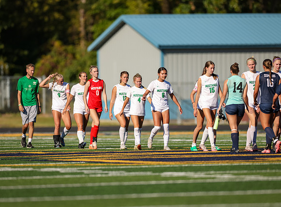 Mounds View vs Mahtomedi Girls Varisty Soccer 322