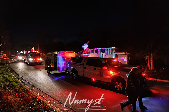 Centennial Fire Santa's Fire Engine Parade CP 40