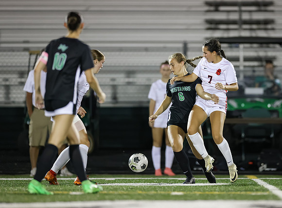 Mounds View vs Stillwater Varsity Soccer 116
