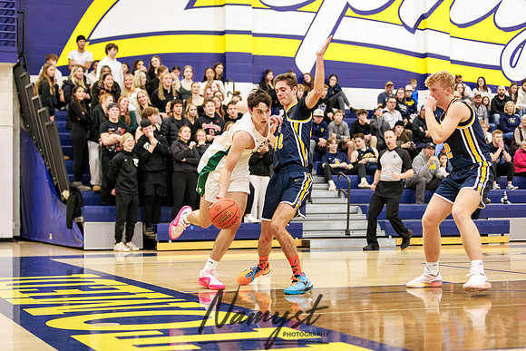 Mahtomedi vs Mounds View Boys Varsity Basketball 17