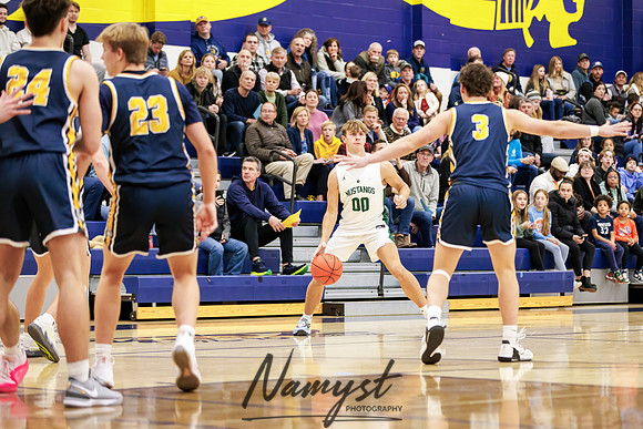 Mahtomedi vs Mounds View Boys Varsity Basketball 23