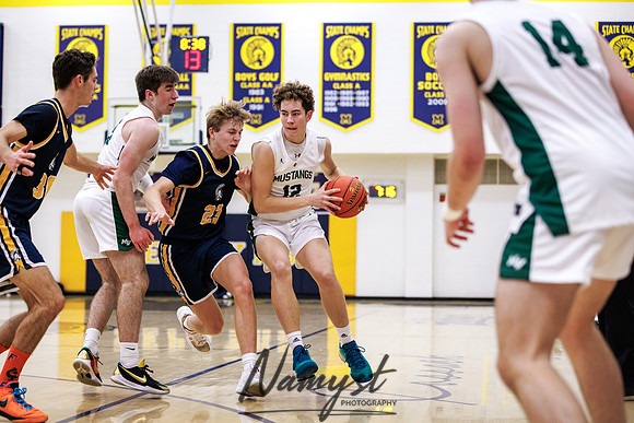 Mahtomedi vs Mounds View Boys Varsity Basketball 28
