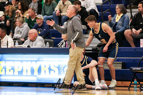 Mahtomedi vs Mounds View Boys Varsity Basketball 30