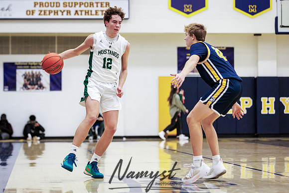 Mahtomedi vs Mounds View Boys Varsity Basketball 37