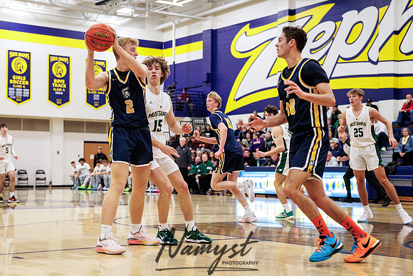 Mahtomedi vs Mounds View Boys Varsity Basketball 49
