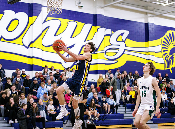 Mahtomedi vs Mounds View Boys Varsity Basketball 96