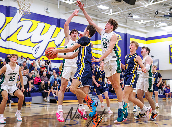 Mahtomedi vs Mounds View Boys Varsity Basketball 109