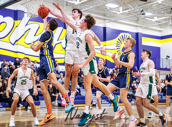 Mahtomedi vs Mounds View Boys Varsity Basketball 110