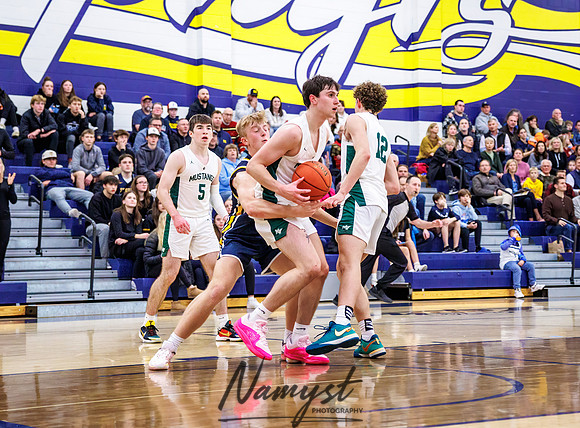 Mahtomedi vs Mounds View Boys Varsity Basketball 112
