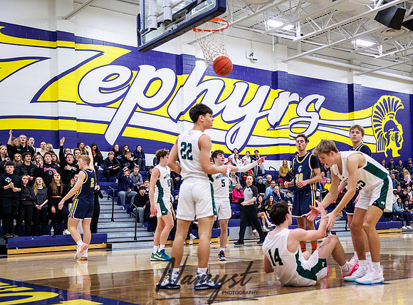 Mahtomedi vs Mounds View Boys Varsity Basketball 114
