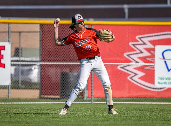 Centennial vs Moorhead Baseball 501