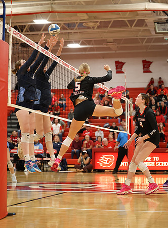 Centennial vs Blaine Girls Varsity Volleyball 50