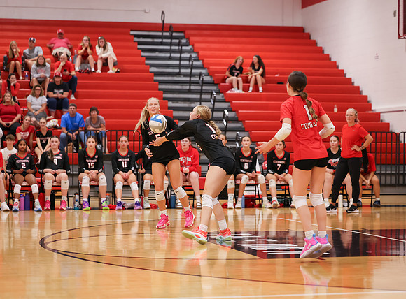 Centennial vs Osseo Girls Varsity Volleyball 236