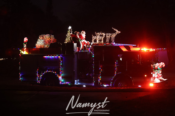 Lexington Fire - Santa Claus Around Town 13