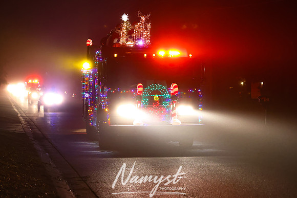Lexington Fire - Santa Claus Around Town 36