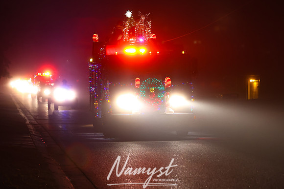Lexington Fire - Santa Claus Around Town 35