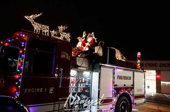 Lexington Fire - Santa Claus Around Town 51