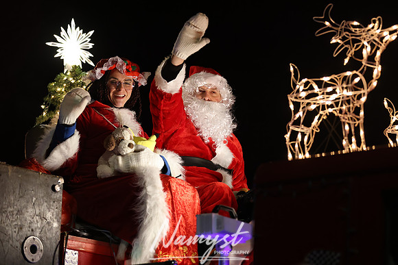 Lexington Fire - Santa Claus Around Town 7