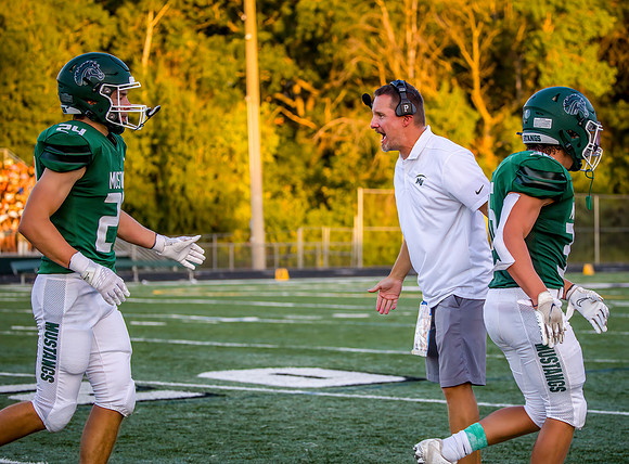 Mounds View vs Totino Grace Varsity Football 165