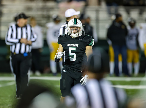 Mounds View vs Prior Lake Varsity Football 237