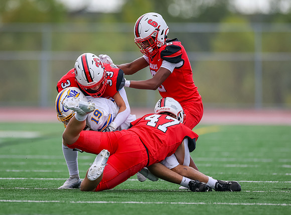 Centennial vs STMA JV Football 270
