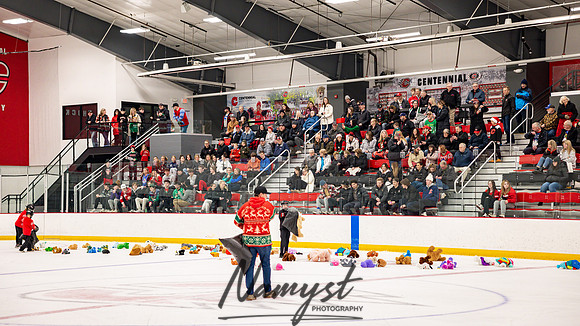 Centennial vs St. Thomas Academy Varsity Hockey 105