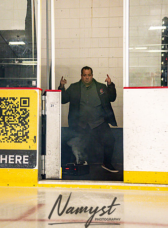 Centennial vs St. Thomas Academy Varsity Hockey 16