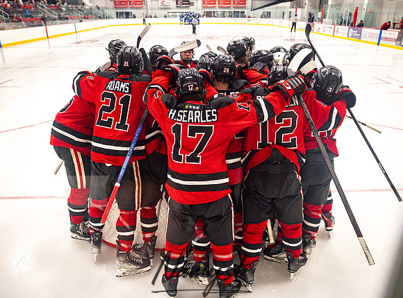 Centennial vs St. Thomas Academy Varsity Hockey 48