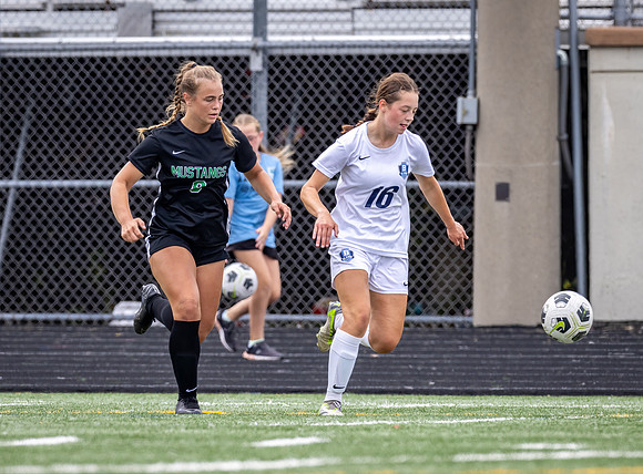 Mounds View vs Blaine Varsity Soccer 151