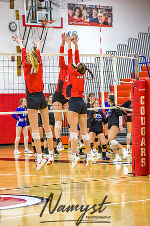 Centennial vs Cambridge Isanti Girls Varsity Volleyball 006
