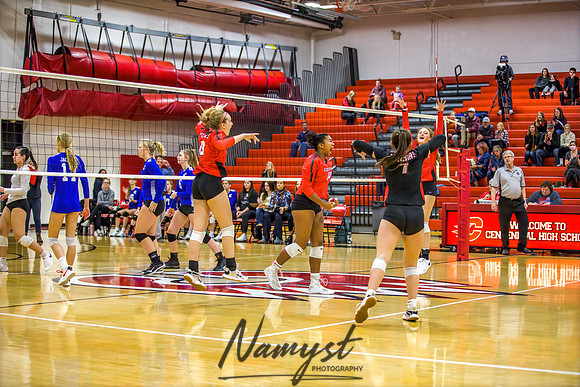 Centennial vs Cambridge Isanti Girls Varsity Volleyball 025