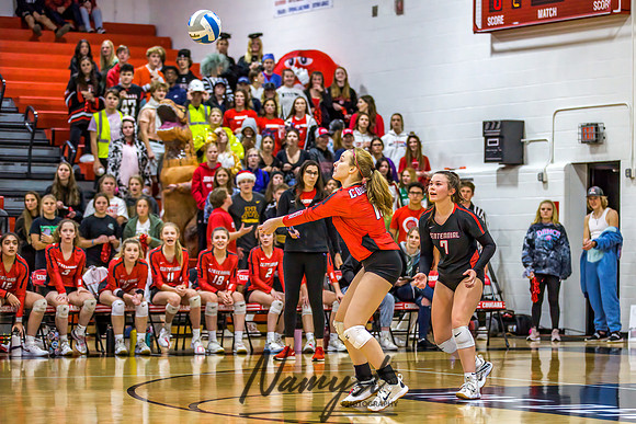 Centennial vs Cambridge Isanti Girls Varsity Volleyball 040