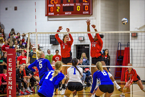 Centennial vs Cambridge Isanti Girls Varsity Volleyball 070