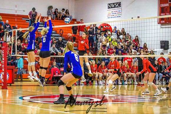 Centennial vs Cambridge Isanti Girls Varsity Volleyball 095