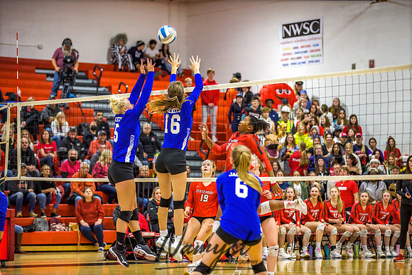 Centennial vs Cambridge Isanti Girls Varsity Volleyball 100