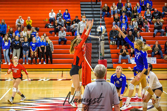 Centennial vs Cambridge Isanti Girls Varsity Volleyball 109